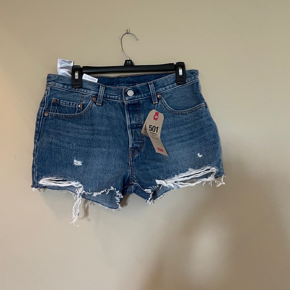Brand new Levi high waisted shorts